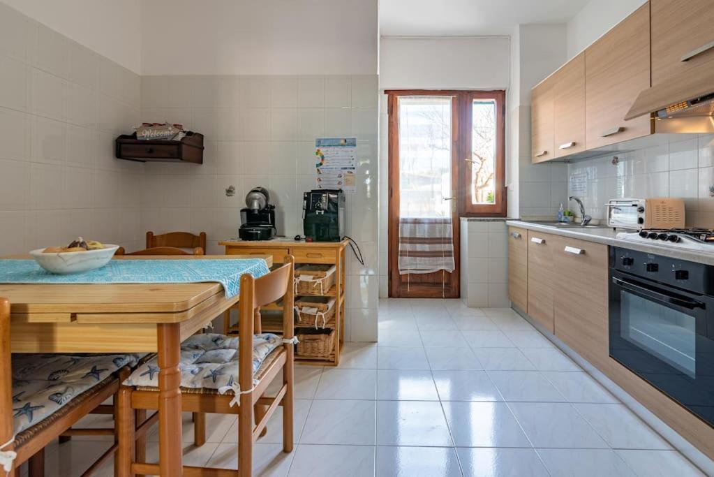 La Lampara - Casa Panoramica 4 Km Dalla Pelosa スティンティーノ エクステリア 写真
